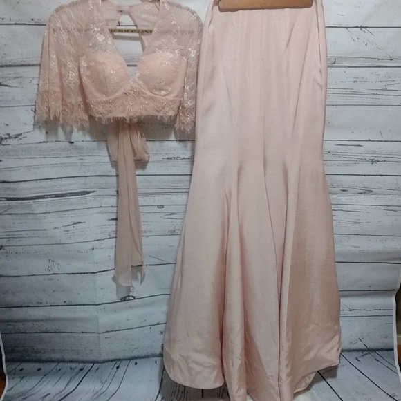 Sherri Hill Dresses & Skirts - Sherri Hill blush two piece beautiful dress